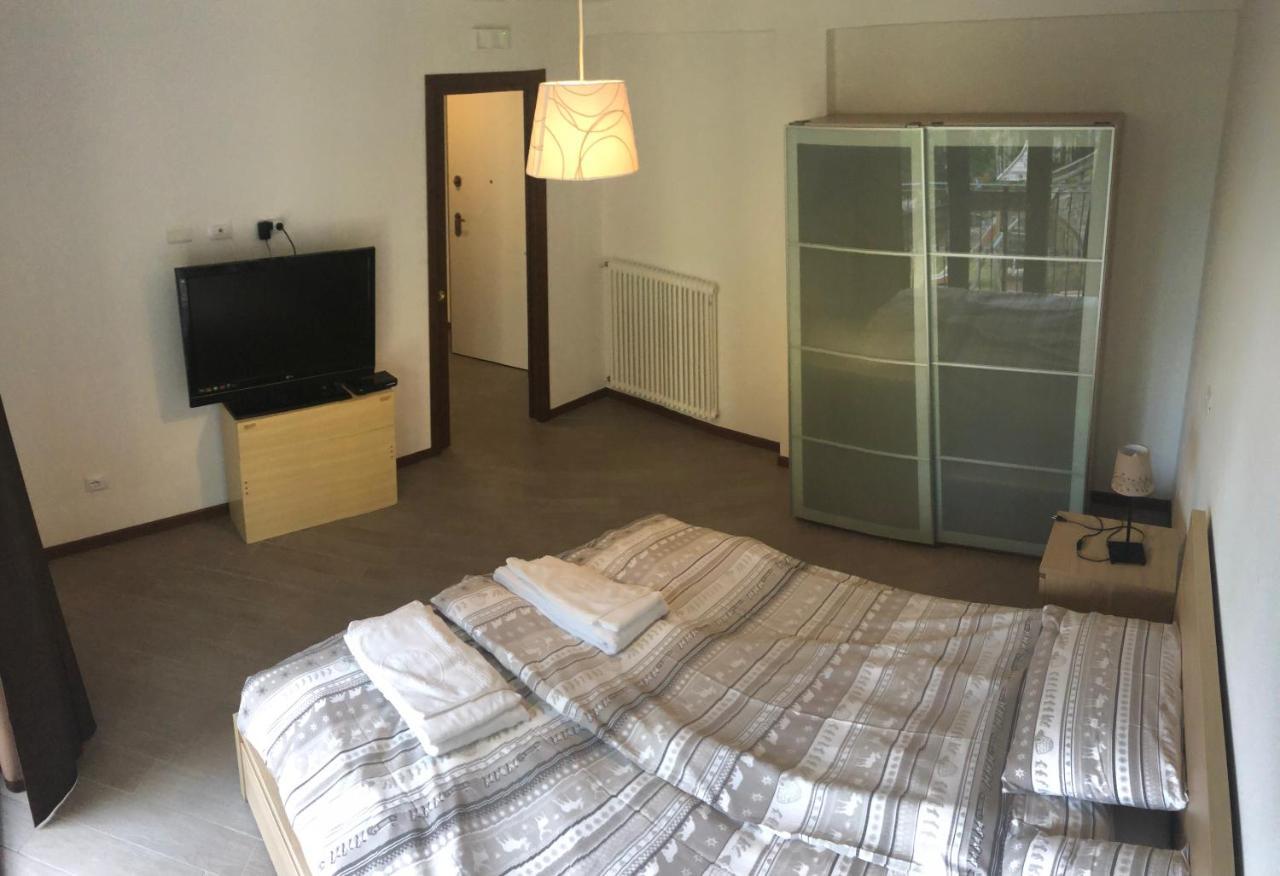 Albergo Bertocchi Collagna Eksteriør bilde